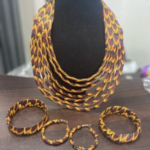 Accessoires et bijoux en wax